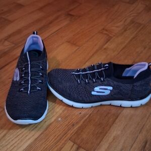 Skecher Shoes